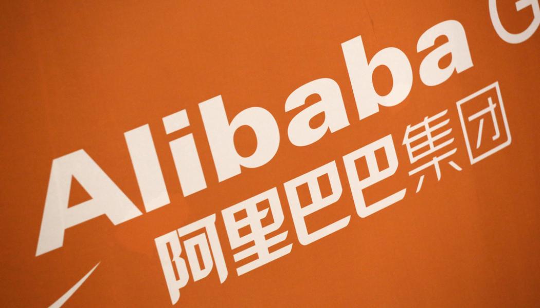 Mark Lennihan AP/TT: Den kinesiska e-handelsjätten Alibaba, noterat på New York-börsen, överraskar ägarna med nytt stort återköpsprogram. Arkivbild