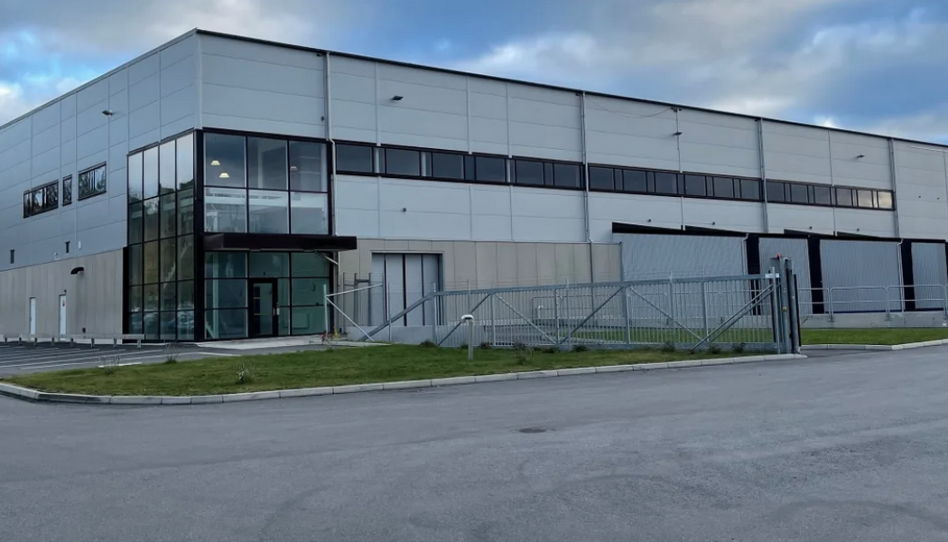 LloydsApotek nya lager i Järfälla. Foto: LloydsApotek