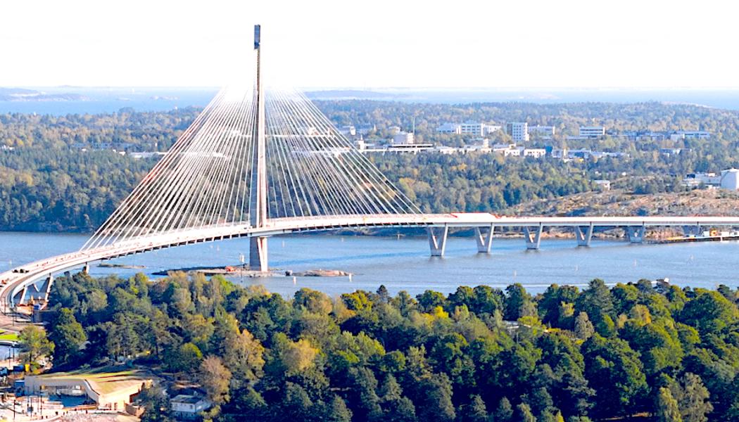 Flygbild av Kronbroarna på Kronbergsfjärden. Från nedifrån och upp: Havshagen, Havshagsbron, Knekten, Finkebron, Högholmen, Kronbergsbron och Kronbergsstranden. Foto: Wikipedia Commons Lic. Kredit: Aarni Salomaa - Eget arbete
