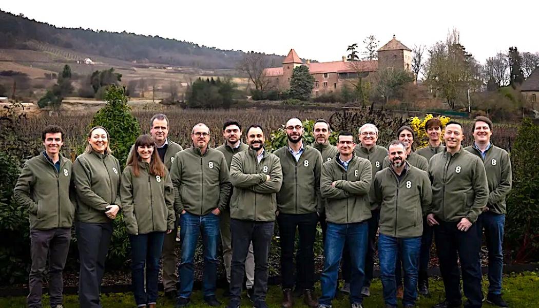 Mantle8-teamet, med vd Emmanuel Masini som sjunde person från vänster. Foto: Mantle8