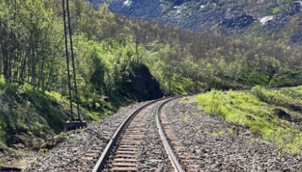 Ofotbanen anses vara en av Europas vackraste järnvägssträckor. Foto: Bane NOR