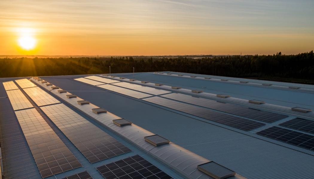 Antalet solcellsinstallatörer har ökat i takt med att solcellsmarknaden har växt men det gäller att välja installatör med stor omsorg.