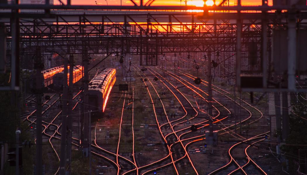 Projektet beräknas löpa över tre år och omfattar en total projektvolym om 94,8 MEUR. Foto: aleksandr popov/unsplash