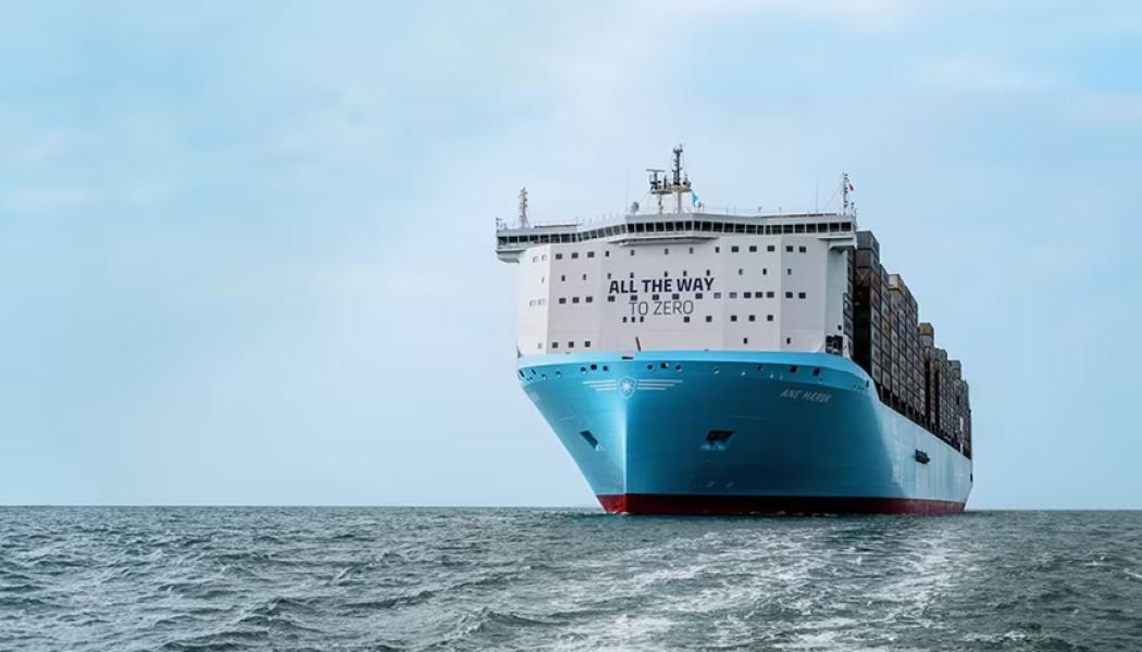 Osäkra framtidsutsikter. Maersks resultat för 2025 kommer att påverkas av flera faktorer, inklusive containerfraktpriser, bränslekostnader och valutakurser. En förändring av fraktpriset med 100 amerikanska dollar per fraktenhet kan påverka EBIT med 1,3 miljarder amerikanska dollar. FotoO Maersk