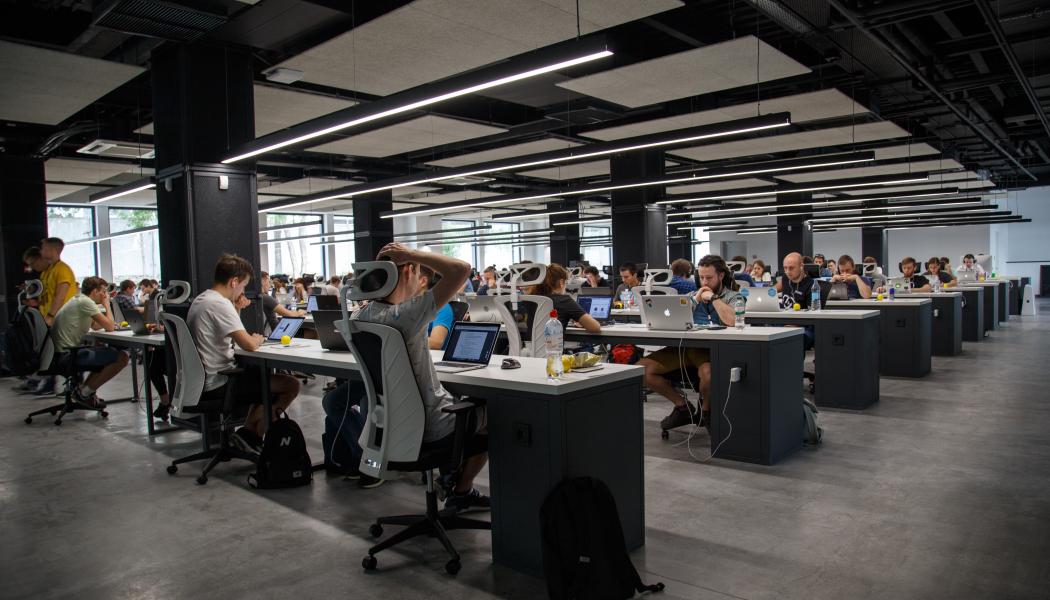 68 procent av alla informationssäkerhetschefer anser fortfarande att medarbetarna är det största hotet mot säkerheten. Foto: alex kotliarskyi /Unsplash