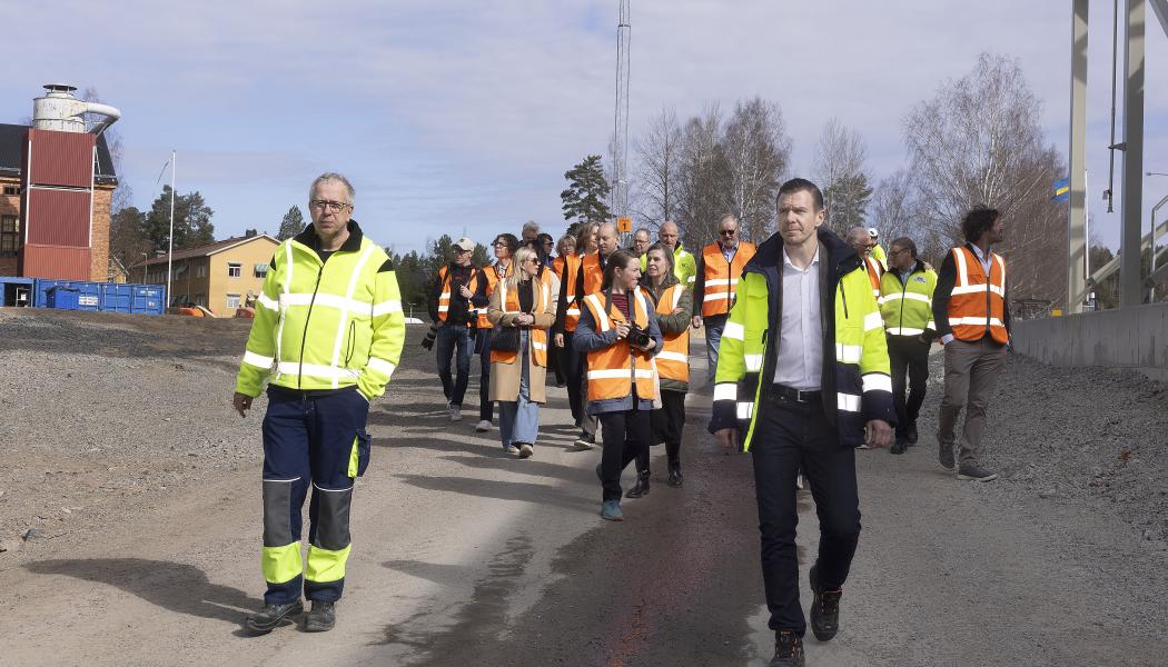 Satsningen Bio25, som invigdes nyligen i Arctic Papers anläggning i Grycksbo, är en investering på 285 miljoner kronor som syftar till att stärka brukets ”förnybara energiförsörjning och långsiktiga konkurrenskraft”. Satsningen omfattar utbyggnad och uppgradering av en biobränslepanna samt en ny produktionslinje för pelletstillverkning – där restbiomassa tas tillvara och blir en ny produkt. Copyright: Magnus Wahman