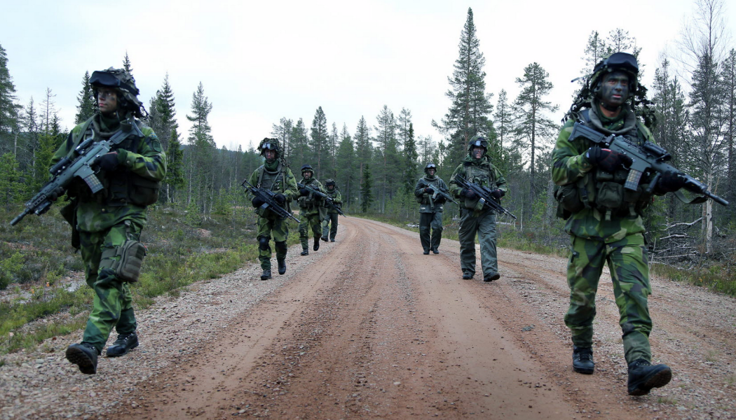 Ett transporteffektivt samhälle innebär flera positiva effekter för totalförsvaret. Foto: Försvarsmakten