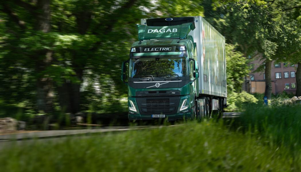 Omställningen gäller samtliga transporter mellan lager och butik och inkluderar både den egna fordonsflottan och externa transportörer. Foto: Axfood