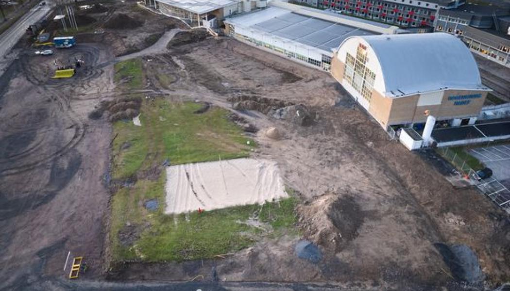 Under februari ska det göras en så kallad provpålning med sex stycken pålar för att se vilket som fungerar bäst i det kommande bygget. Arbetet med pålningen görs under dagtid. Bild: Jönköpings kommun