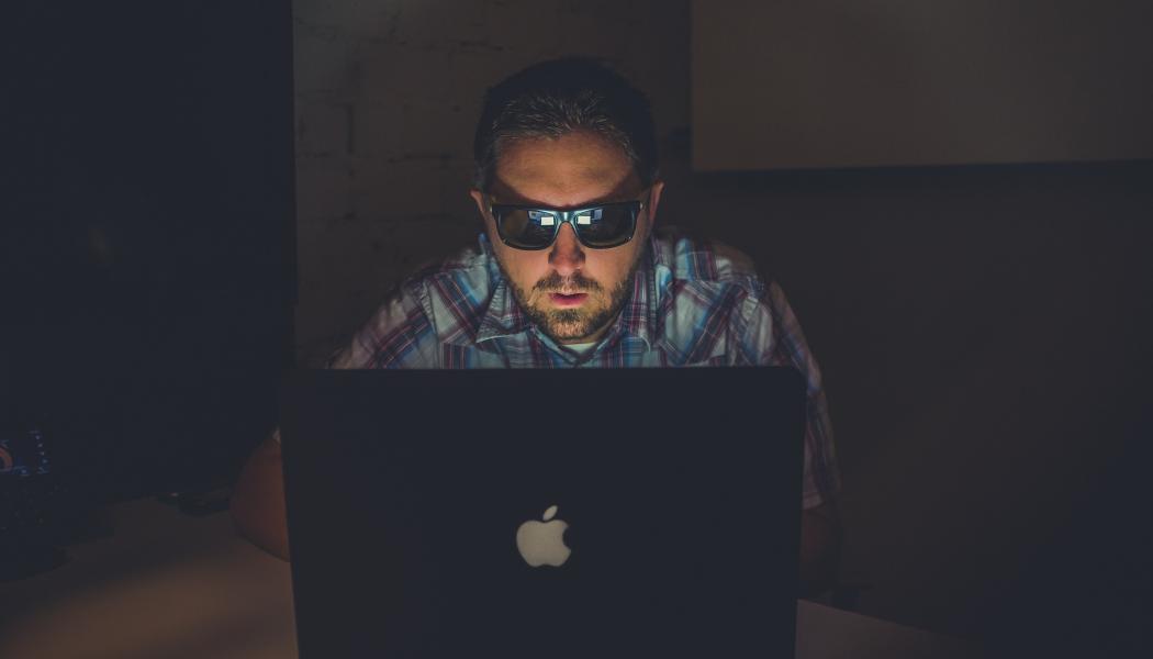 Alltmer sofistikerade metoder används av cyberkriminella. Foto: kenny eliason unsplash
