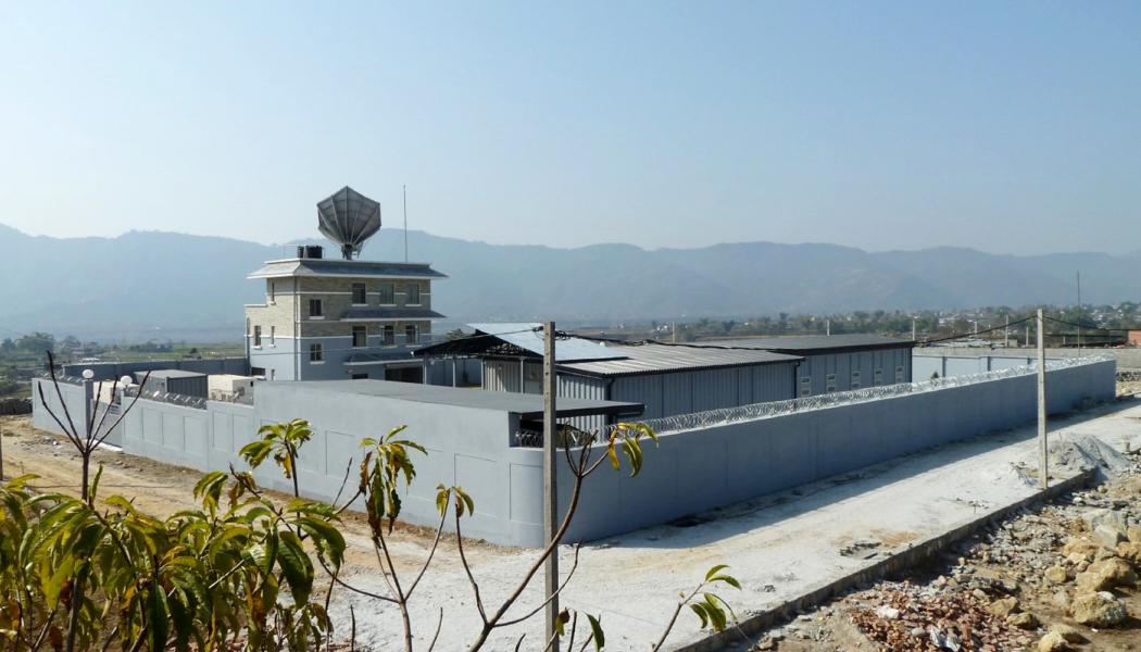 Datorhallen i Nepals bergstrakter. Bild: Coromatic.