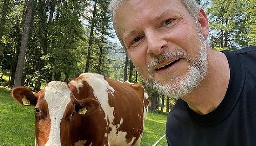 Enligt teamledaren och professorn Oliver Wenger består deras molekyl av fem sammanlänkade delar, där varje del har en specifik funktion.  Foto: University of Basel / Nature Chemistry