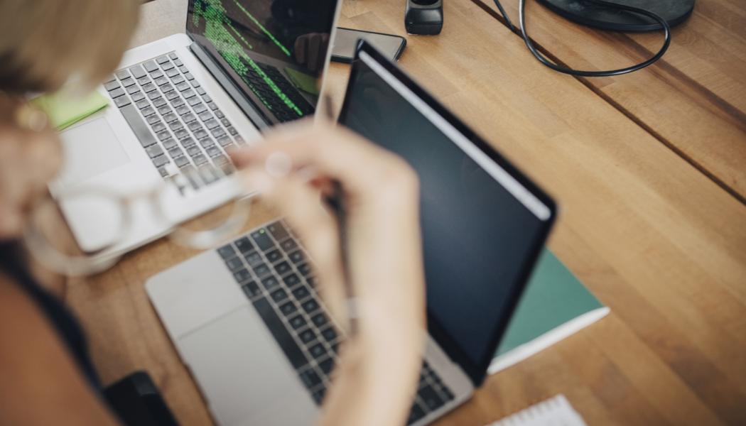 Rapporten visar att andelen angrepp i rapporteringen är låg, men att utvecklingen globalt går mot mer avancerade och omfattande attacker. Foto: Myndigheten för civilt försvar