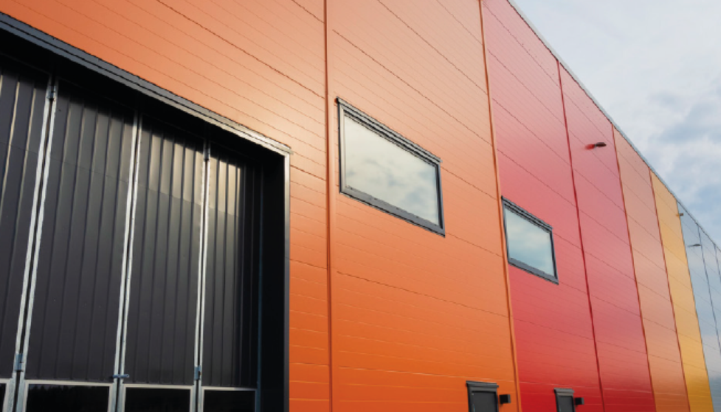 DS Smith investerar i en expansion på 3 000 kvadratmeter av fabriken i Bredasten, Värnamo. Foto: DS Smith