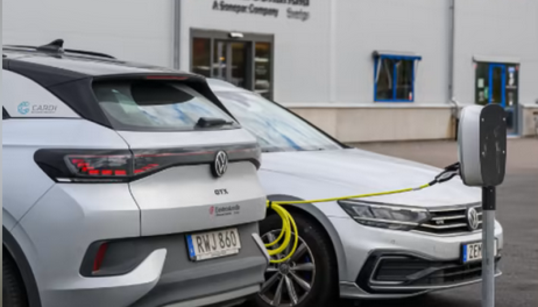 Butikerna kommer ha minst två laddare med vardera två laddpunkter. Foto: Elektroskandia 