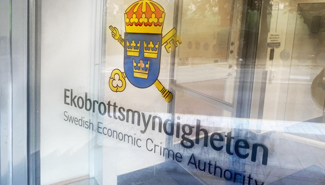 Ekobrottsmyndighetens entrédörr. Foto: 
