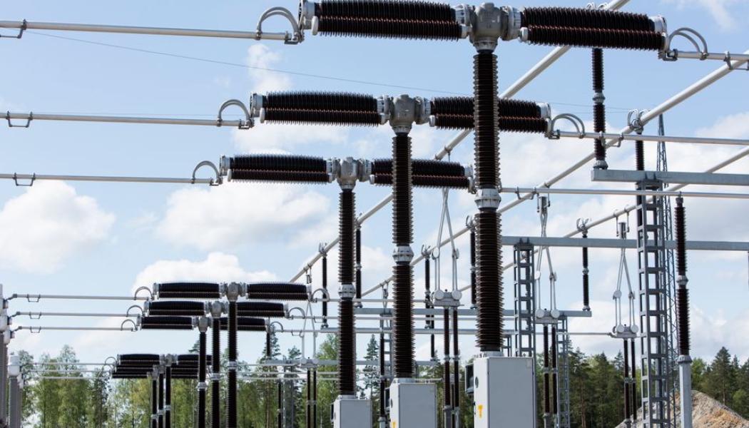 Nyligen färdigställdes landbaserad elförbindelsen mellan Finland och  Sverige, Aurora Line 1, som beviljades cirka 130 miljoner euro i EU-stöd. Den erfarenheten lyfts nu fram som ett argument för att PCI-statusen kan få konkret ekonomisk betydelse även för nya projekt. Foto: Fingrid Oyj