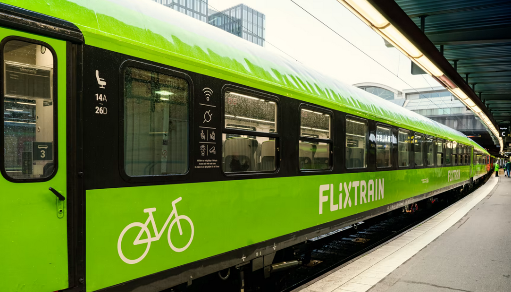 Alla vill resa billigt i jul. Foto: Flix