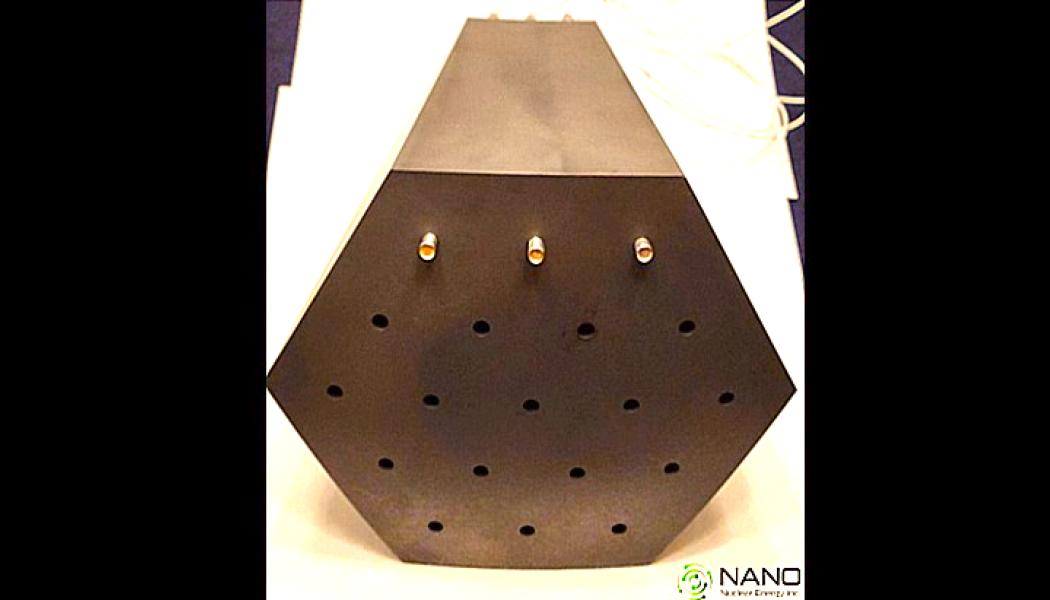 Testblocket är konstruerat för att efterlikna ett bränsleelement från ZEUS-reaktorns kärna. Foto: NANO Nuclear Energy 