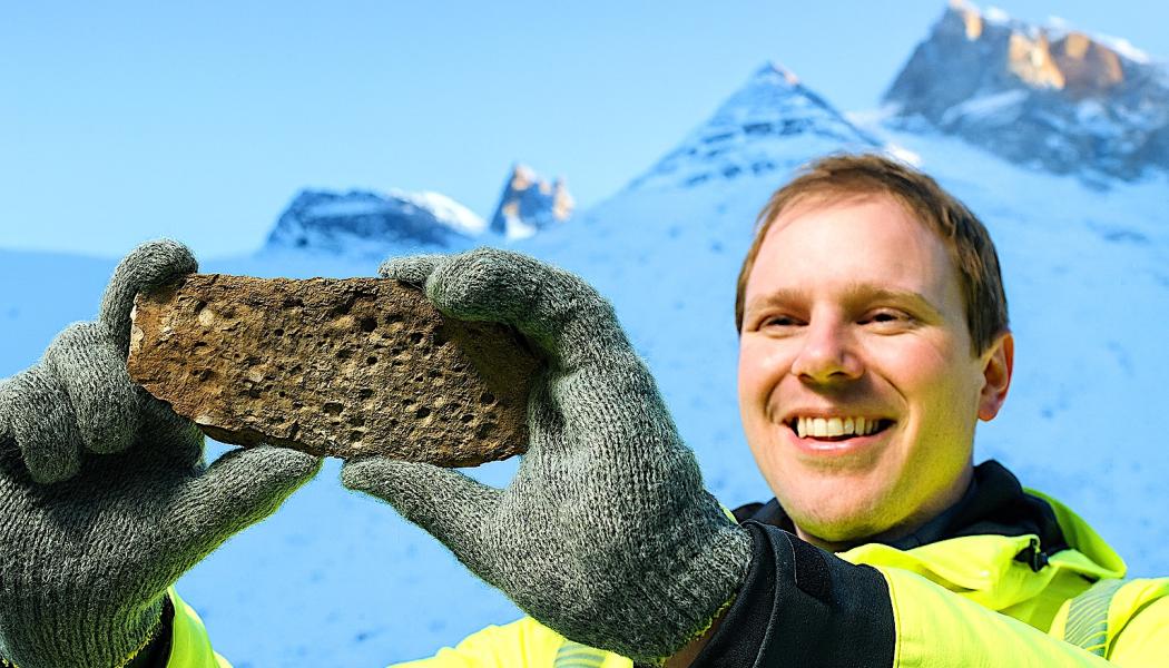 Geolog i arktisk miljö. Växande internationell efterfrågan och stigande geopolitiska spänningar har gjort grafit till en central del av den europeiska industripolitiken. Symbolbild:
Illustration: AI-genererad bild.
Upphovsrätt © Conventus