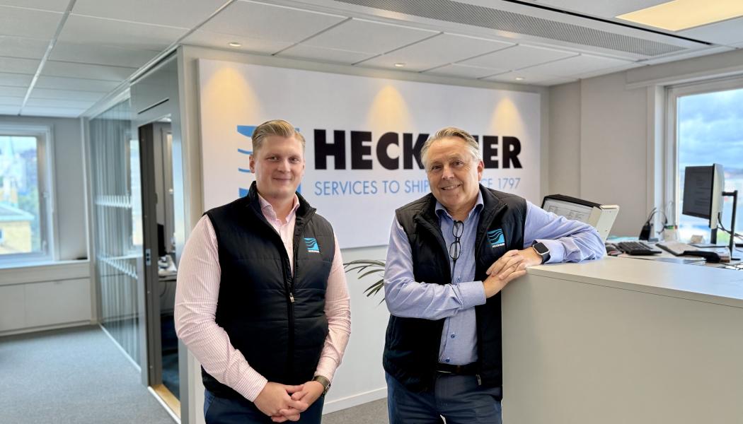 Patrik Westræus, Head of Sustainability på Greencarrier Group, Niklas Olsson, Group CEO på Hecksher. Foto:  Hecksher

