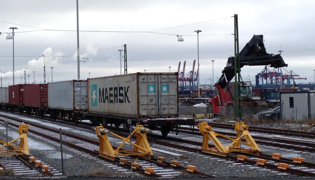 Enligt SEK är en ”allt tydligare utmaning” för svenska exportörer handelstullarna i USA, där 44 procent av företagen väntar sig fortsatt negativ påverkan under de kommande tolv månaderna.  Foto: Simon Matthis