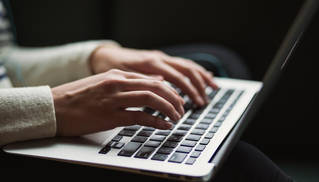 Rapporten avslöjar att verksamheterna är extremt dåligt rustade för att hantera dagens sofistikerade cyberhot - men det finns ljusglimtar. Foto: kaitlyn baker/unsplash