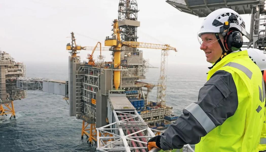 Kjetil Hove, verkställande direktör för utveckling och produktion i Norge, under ett besök på Johan Sverdrup-fältet i Nordsjön. Foto: Arne Reidar Mortensen / © Equinor.