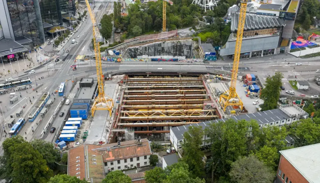 Knutpunkten Korsvägen, där det öppna schaktet för stationen är beläget. Foto: Kasper Dudzik