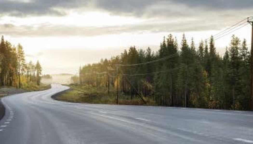 Landsväg. Foto: Hans Berggren