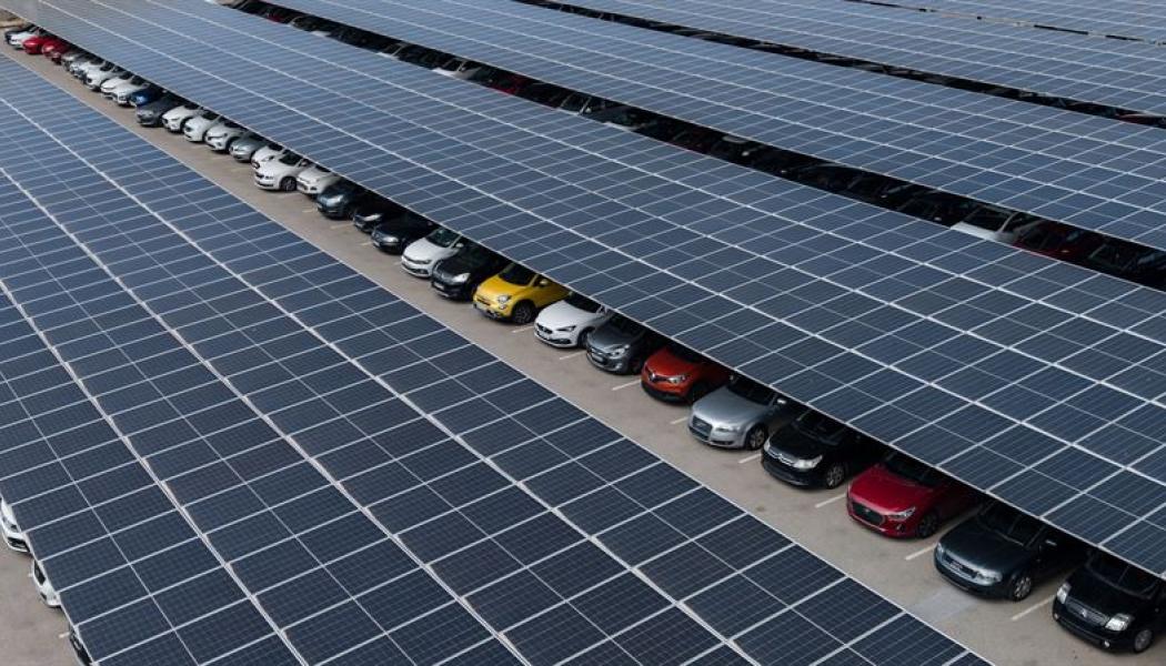 Alight och Lear Corporation utökar sitt samarbete genom tre nya solenergiprojekt i Spanien och Polen. Pressbild: Alight