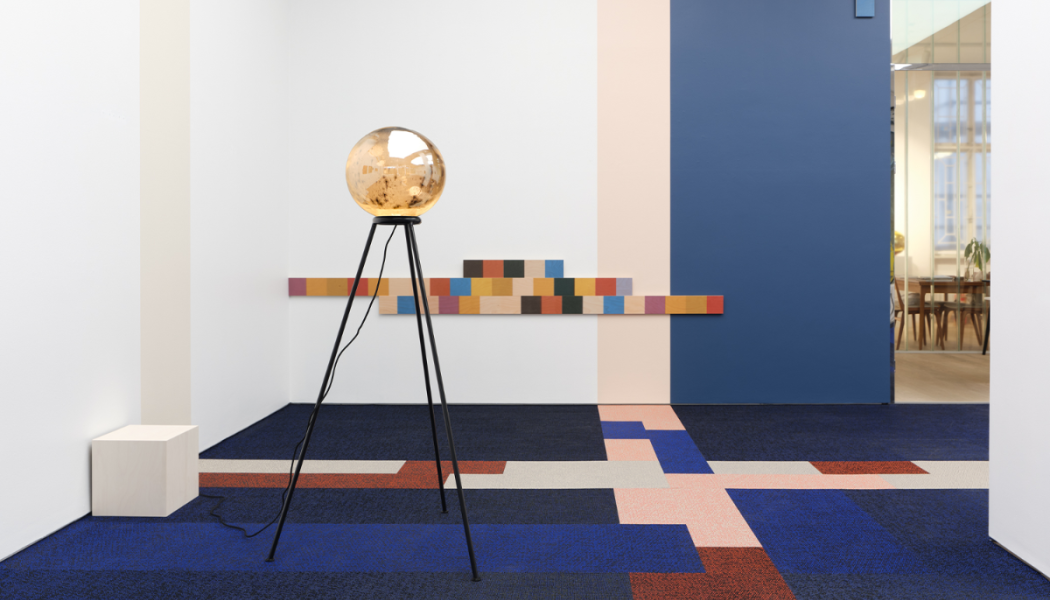  Utställning Loops and Lamentations . Pressbild: Bolon