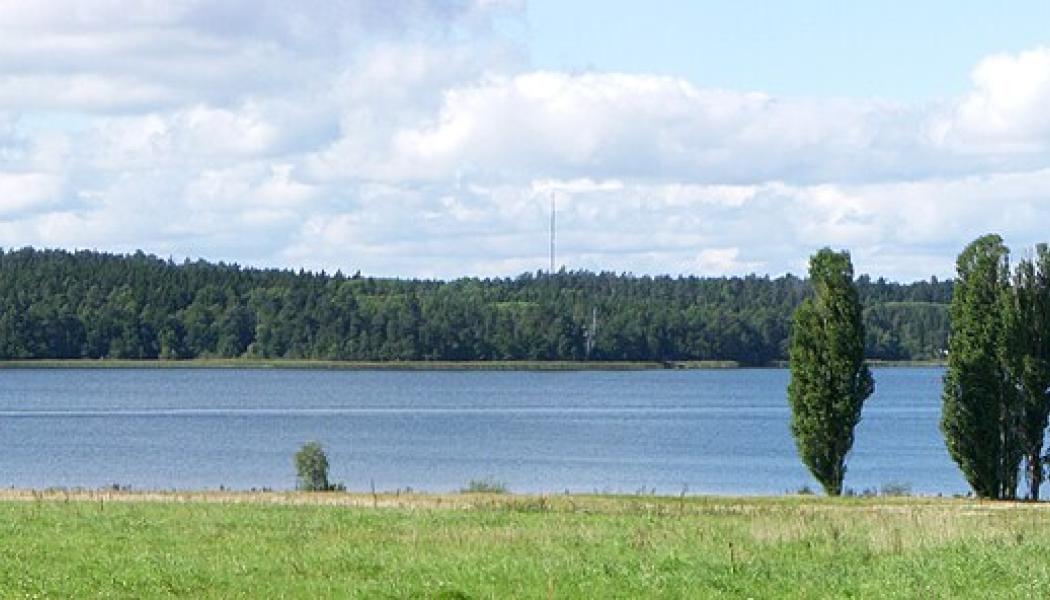 Lövstafjärden Foto: Holger.Ellgaard/Wikimedia Commons/https://commons.wikimedia.org/wiki/File:L%C3%B6vstafj%C3%A4rden_2010b.jpg