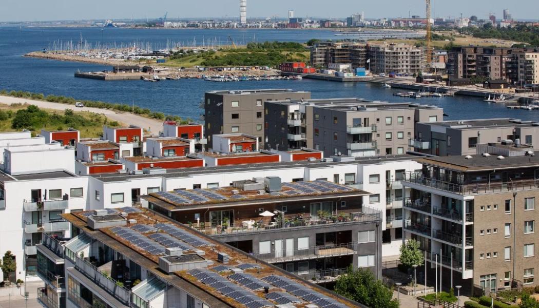Limhamn, solceller på tak. Pressbild: Malmö stad