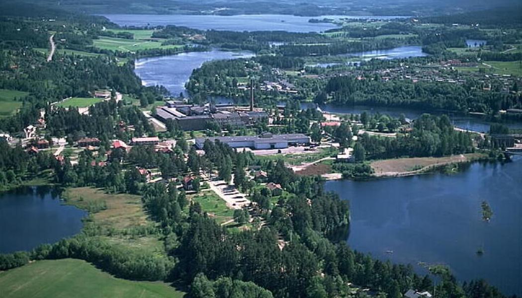 Flygbild över MAtfors. Foto: Jan Norrman/Wikimedia Commons/https://commons.wikimedia.org/wiki/File:Matfors_-_KMB_-_16000300023012.jpg?uselang=fr