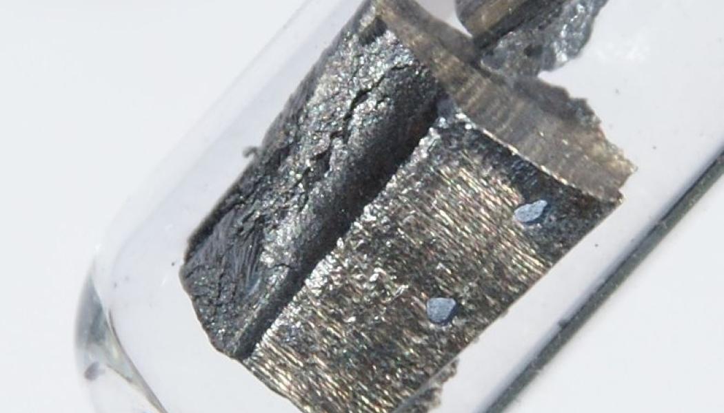 Neodym. Foto: http://images-of-elements.com/Wikimedia Commons