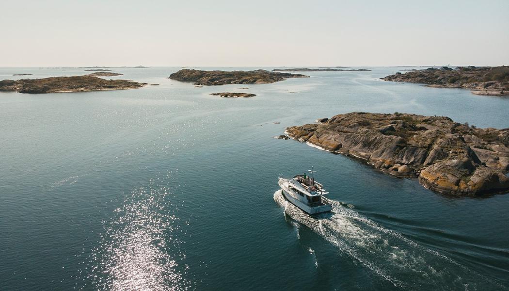 Go:LEIF är ett svensk-norskt EU-projekt som installerat laddpunkter för elbåtar mellan Göteborg och norska Agder. Det samlar kommuner, hamnar och företag för att testa teknik och affärsmodeller. Business Region Göteborg deltar som partner och kopplar ihop aktörer. Foto: Foto: Happy Visuals/Göteborg & Co