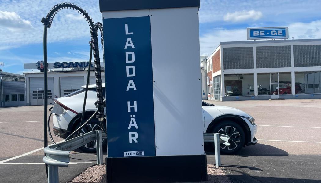 Laddstation i Oskarshamn. Foto: Stina Wickenberg