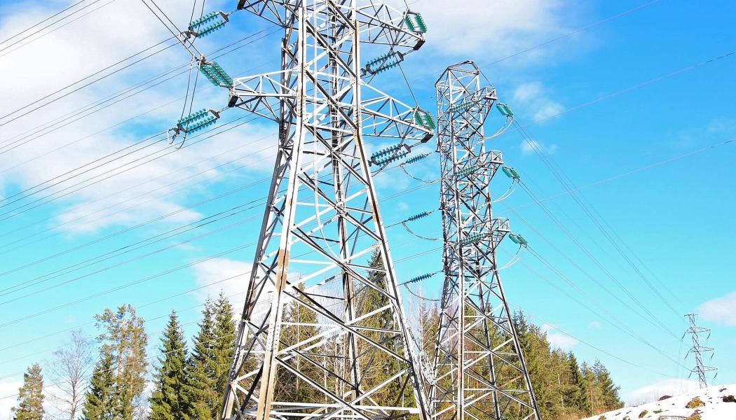 För Sverige är utvecklingen kring Fingrid av särskilt intresse. Finland och Sverige är sammankopplade via flera likströmsförbindelser och förändringar i det finländska nätet påverkar även elflöden och priser i Norden. När överföringskapaciteten förändras får det direkta effekter på marknaden. Foto: Wikipedia Commons, kredit: Tiia Monto