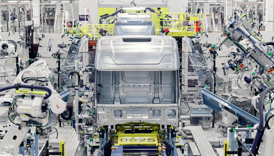 Enligt Scania är de den första västerländska lastbilstillverkaren (OEM) som fått fullständigt produktionsgodkännande för en helägd lastbilsfabrik i Kina. Foto: Scania 