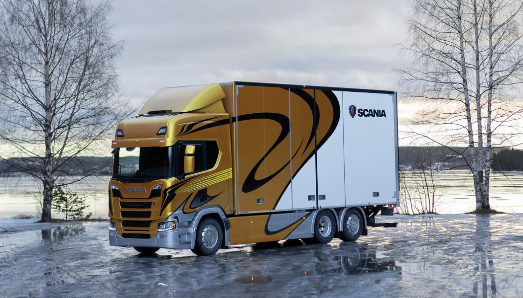 Totalt registrerades 5 024 tunga lastbilar i Sverige under 2025, att jämföra med 6 136 året innan. Av dessa stod Scania Sverige för 2 550 fordon, vilket motsvarar en marknadsandel på 50,8 procent, upp 2 procentenheter jämfört med 2024. Foto: Scania