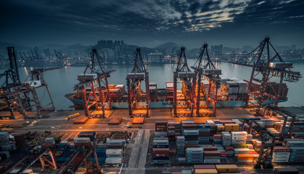 TCS hjälper Maersk att koppla upp 385 000 kylcontainrar och CO2 minskar med 2 400 ton. Foto: Maersk