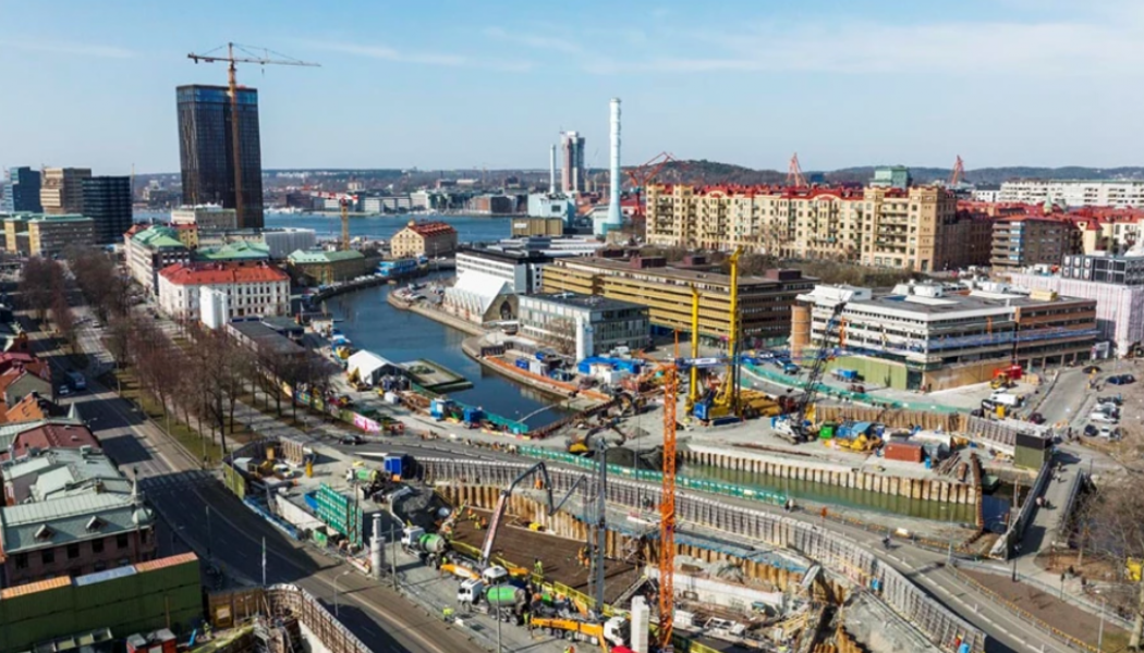 Kontraktstidplan för Västlänken gäller, menar Trafikverket. Foto: Trafikverket