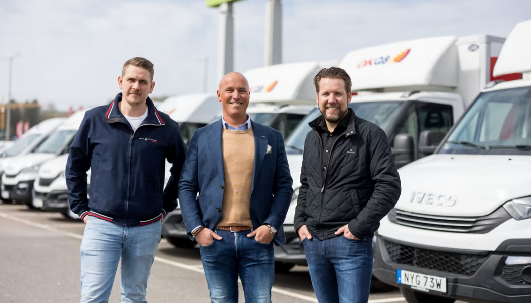 Christofer Olsson är säljchef. Marcus Torin är IVECOs storkundsansvarig och Mattias Hagman Product & Fleet manager hos OKQ8. Foto: Iveco