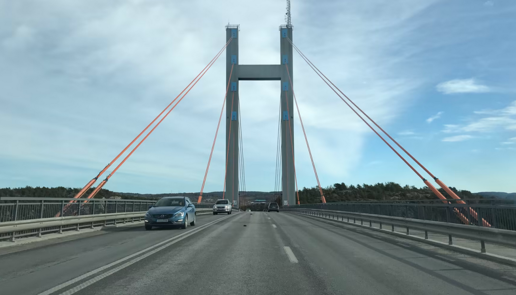 Snedkablar på Tjörnbron ska bytas ut. Foto: Trafik Göteborg
