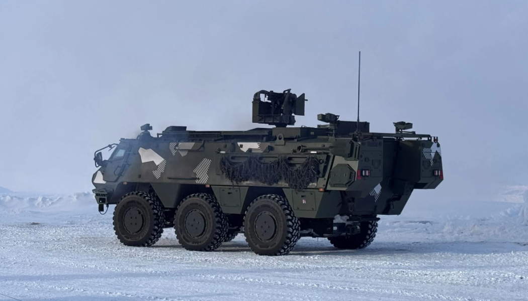 Trupptransportpansarterrängbil 300B med vapenstation 02 under Arctic Event i Rovaniemi i vintras. Foto: Anders Mattsson, FMV