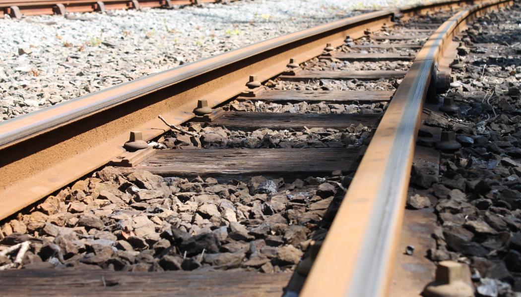 Målet med förvärvet är att stärka företagets satsning inom järnvägsinfrastruktur. Foto: bales photography unsplash