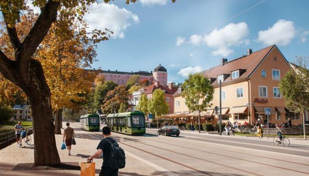 Uppsala ska få spårväg till 2029. Visionsbild av Fågelsången. Illustration: White arkitekter.
