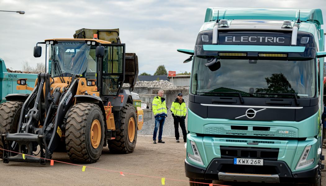 Swerock och Volvo i pilotprojekt för tunga elektriska maskiner. Foto: Fotograf: Roger Nellsjö


