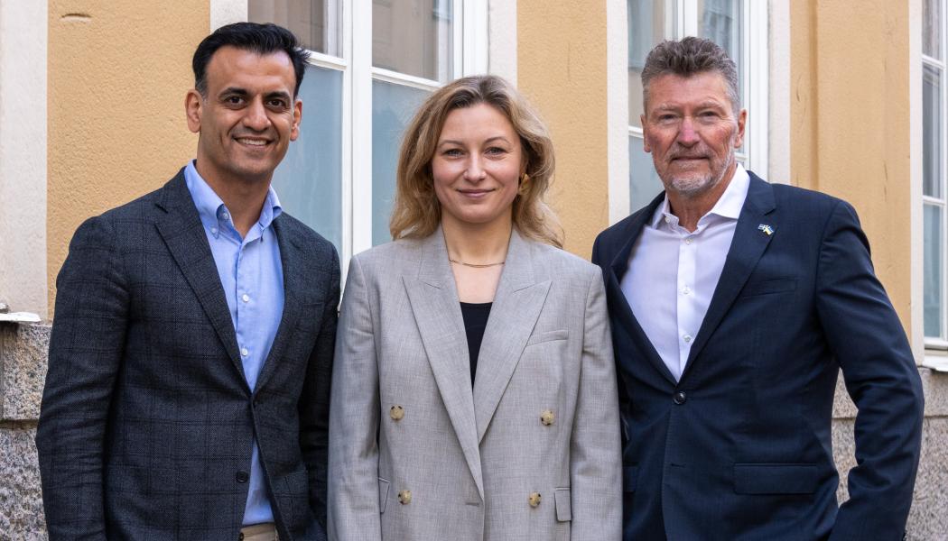 Emad Zand, Katarzyna Suchcicka och Torbjörn Wahlborg. Pressbild: Tavion
